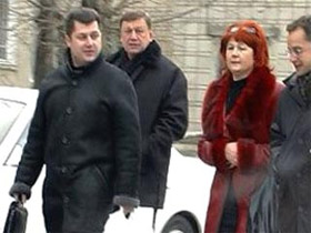 Альберт Мкртычев (крайний слева). Фото www.vremya.ru (с) Альберт Мкртычев (крайний слева). Фото www.vremya.ru (с)