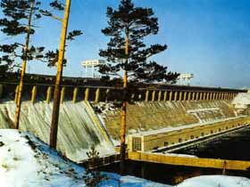 ГЭС. Фото: bratsk.net.ru ГЭС. Фото: bratsk.net.ru