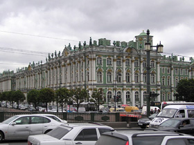 Вид на Эрмитаж с моста. Фото с сайта photo.gid.cz (с) Вид на Эрмитаж с моста. Фото с сайта photo.gid.cz (с)