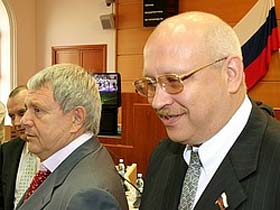 К. Титов и А. Ищук. Фото: "Коммерсант" (с) К. Титов и А. Ищук. Фото: "Коммерсант" (с)
