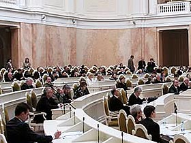 В Законодательном собрании Петербурга. Фото с сайта mitropolia-spb.ru В Законодательном собрании Петербурга. Фото с сайта mitropolia-spb.ru