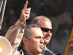 Каспаров на митинге. Фото kassian Каспаров на митинге. Фото kassian