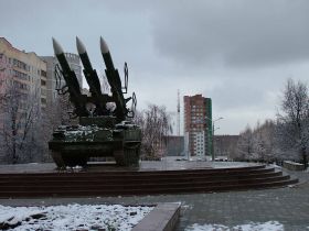 Ракеты вместо памятника, фото Дм. Николаева, Собкор®ru (с) Ракеты вместо памятника, фото Дм. Николаева, Собкор®ru (с)