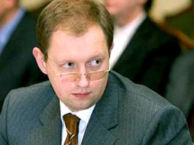 Арсений Яценюк. Фото с сайта newsvm.com Арсений Яценюк. Фото с сайта newsvm.com