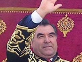 Эмомали Рахмон, президент Таджикистана. Фото: newsru.com (с) Эмомали Рахмон, президент Таджикистана. Фото: newsru.com (с)