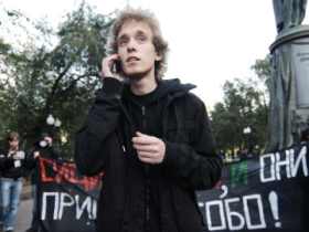 Избитый в ОВД "Сокольники" студент Всеволод Остапов. Фото с сайта novayagazeta.ru Избитый в ОВД "Сокольники" студент Всеволод Остапов. Фото с сайта novayagazeta.ru