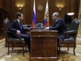 Дмитрий Медведев и Владимир Путин. Фото с сайта daylife.com Дмитрий Медведев и Владимир Путин. Фото с сайта daylife.com