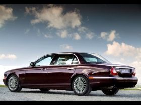 Daimler. Фото: autopic.ru Daimler. Фото: autopic.ru