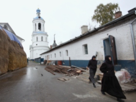 Свято-Боголюбский монастырь. Фото с сайта www.rian.ru Свято-Боголюбский монастырь. Фото с сайта www.rian.ru