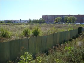 Пустырь вместо парка в Пензе, фото Виктора Надеждина, Каспаров.Ru Пустырь вместо парка в Пензе, фото Виктора Надеждина, Каспаров.Ru