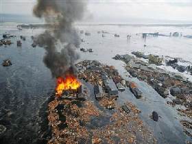 Последствия землетрясения в Японии; ФОТО reuters.com Последствия землетрясения в Японии; ФОТО reuters.com