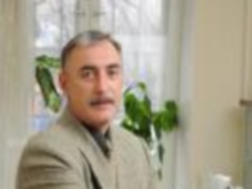 Алексей Колесниченко. Фото с сайта www.img4.vkrugudruzei.ru Алексей Колесниченко. Фото с сайта www.img4.vkrugudruzei.ru