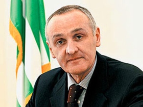 Александр Анкваб. Фото с сайта www.mk.ru Александр Анкваб. Фото с сайта www.mk.ru