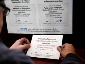 Референдум о русском языке в Латвии. Фото: amic.ru Референдум о русском языке в Латвии. Фото: amic.ru