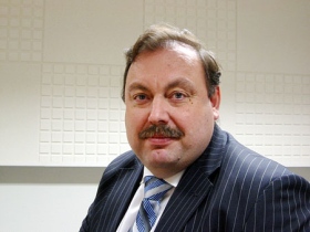 Геннадий Гудков. Фото с сайта radiorus.ru Геннадий Гудков. Фото с сайта radiorus.ru