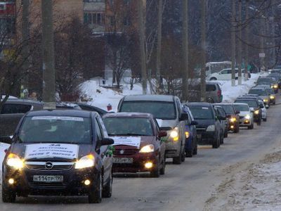 Автопробег в Селятине. Фото "ВКонтакте" Автопробег в Селятине. Фото "ВКонтакте"