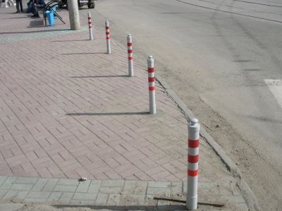 Парковочные столбики. Фото: parkovka54.ru Парковочные столбики. Фото: parkovka54.ru