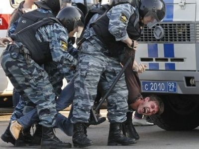 Полицейский произвол. Фото: newsland.ru Полицейский произвол. Фото: newsland.ru