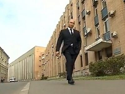 Путин на похоронах Рахлина. Фото inotv.rt.com Путин на похоронах Рахлина. Фото inotv.rt.com