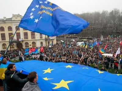 Евромайдан в Киеве. Фото: trust.ua Евромайдан в Киеве. Фото: trust.ua