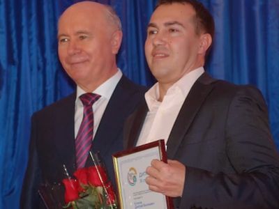 Губернатор Меркушкин и штатный блогер Котуков. Фото: livejournal.com Губернатор Меркушкин и штатный блогер Котуков. Фото: livejournal.com