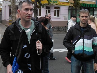 Сторонники ДНР. Фото: Сергей Рябчиков, Каспаров.Ru Сторонники ДНР. Фото: Сергей Рябчиков, Каспаров.Ru