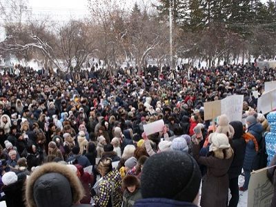 Томск, акция в защиту ТВ-2, 14.12.14. Фото: echo.msk.ru/blog/bachina Томск, акция в защиту ТВ-2, 14.12.14. Фото: echo.msk.ru/blog/bachina