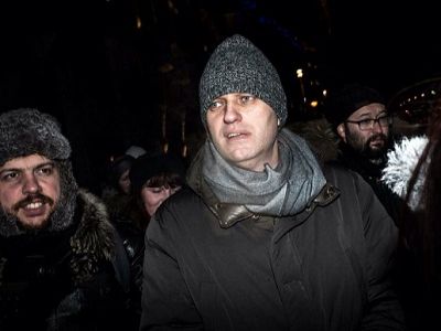 Леонид Волков и Алексей Навальный на народном сходе. Источник - https://www.facebook.com/galina.galkina.9 Леонид Волков и Алексей Навальный на народном сходе. Источник - https://www.facebook.com/galina.galkina.9