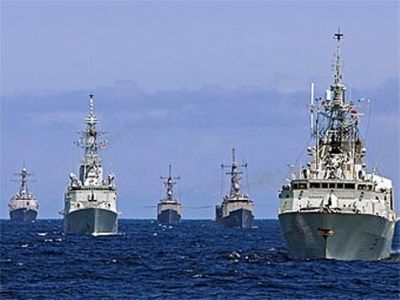 Учения НАТО в Черном море. Фото: udm.ru Учения НАТО в Черном море. Фото: udm.ru