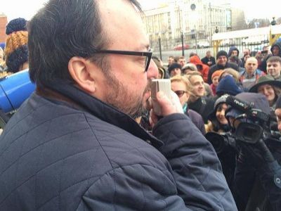 Белковский читает стихи, 21.3.15, Петербург. Источник - https://www.facebook.com/groups/openrussiaspb Белковский читает стихи, 21.3.15, Петербург. Источник - https://www.facebook.com/groups/openrussiaspb