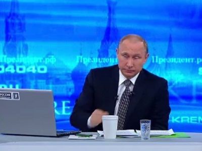 Прямая линия с В.Путиным, 16.4.15. Скрин трансляции на http://www.kremlin.ru/ Прямая линия с В.Путиным, 16.4.15. Скрин трансляции на http://www.kremlin.ru/