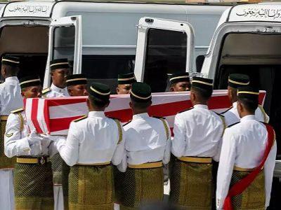Малайзия прощается с погибшими на "Боинге" (2014). Источник - http://telegraf.com.ua/ Малайзия прощается с погибшими на "Боинге" (2014). Источник - http://telegraf.com.ua/