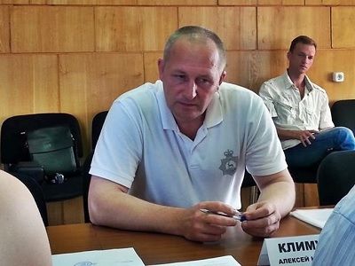 Фроленков в облизбиркоме. Фото: Виктор Шамаев, Каспаров.Ru Фроленков в облизбиркоме. Фото: Виктор Шамаев, Каспаров.Ru