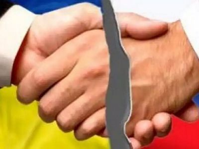 Разорванное рукопожатие. Источник - http://baltnews.lv/ Разорванное рукопожатие. Источник - http://baltnews.lv/