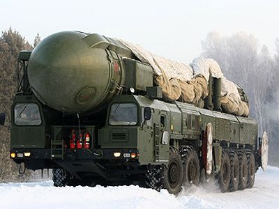 Баллистическая ракета "Тополь". Фото: lenta.ru Баллистическая ракета "Тополь". Фото: lenta.ru
