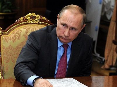 Путин (в ходе встречи с Лавровым). Публикуется в vg-saveliev.livejournal.com Путин (в ходе встречи с Лавровым). Публикуется в vg-saveliev.livejournal.com