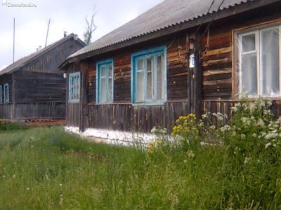 Многоквартирный дом в селе. Фото: m.avito.ru Многоквартирный дом в селе. Фото: m.avito.ru