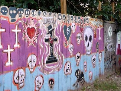 Символы культа вуду. Источник - www.hauntedamericatours.com Символы культа вуду. Источник - www.hauntedamericatours.com