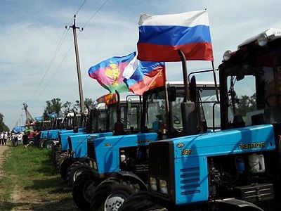 Марш кубанских фермеров на Москву. Фото: mos.news Марш кубанских фермеров на Москву. Фото: mos.news