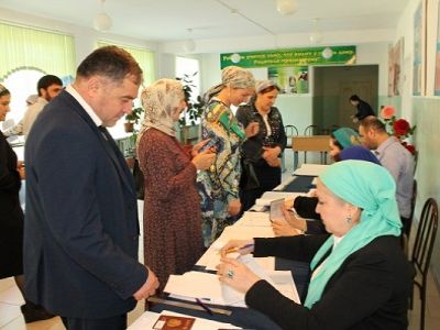 Выборы в Чечне. Фото: onf.ru Выборы в Чечне. Фото: onf.ru