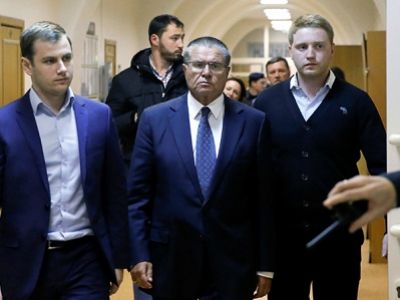 Алексей Улюкаев в суде, 15.11.16. Источник - informator.news Алексей Улюкаев в суде, 15.11.16. Источник - informator.news