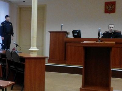 Судья Втюрин в одиночестве. Фото: Лиза Охайзина, Каспаров.Ru Судья Втюрин в одиночестве. Фото: Лиза Охайзина, Каспаров.Ru