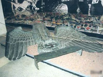 Германский орел, снятый с Рейхстага. Фото: armymuseum.ru Германский орел, снятый с Рейхстага. Фото: armymuseum.ru