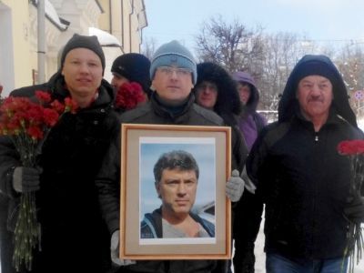В память о Борисе Немцове. Фото: Лиза Охайзина, Каспаров.Ru В память о Борисе Немцове. Фото: Лиза Охайзина, Каспаров.Ru