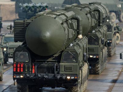Межконтинентальная баллистическая ракета. Фото: Newsforbreakfast.ru Межконтинентальная баллистическая ракета. Фото: Newsforbreakfast.ru