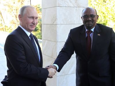 В. Путин с Президентом Республики Судан Омаром Баширом В. Путин с Президентом Республики Судан Омаром Баширом