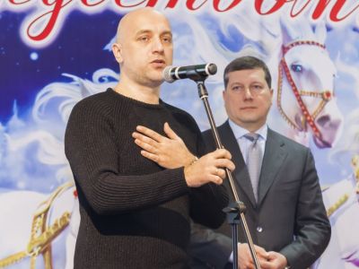 Захар Прилепин и экс-мэр Нижнего Новгорода Олег Сорокин. Источник - gorduma.nnov.ru Захар Прилепин и экс-мэр Нижнего Новгорода Олег Сорокин. Источник - gorduma.nnov.ru