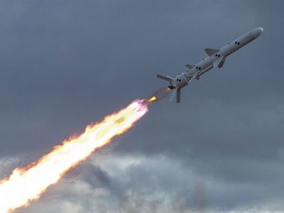Украинская крылатая ракета. Фото: twitter.com/Turchynov/ Украинская крылатая ракета. Фото: twitter.com/Turchynov/