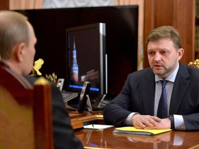 Владимир Путин и Никита Белых, 1.2.16. Источник - navigator-kirov.ru Владимир Путин и Никита Белых, 1.2.16. Источник - navigator-kirov.ru
