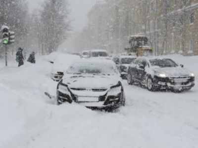 Снегопад. Фото: topnews.ru Снегопад. Фото: topnews.ru